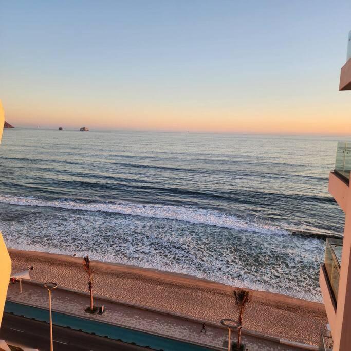 Apartment Panoramico En Malecon De En Nivel 9